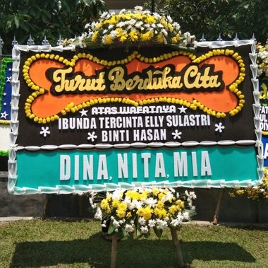 TOKO BUNGA TEGALLEGA
